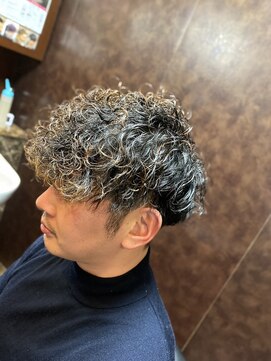 ヒロギンザ 新橋日比谷口店(HIRO GINZA) エモスペインパーマ　新橋　理容室　床屋　ヒロ銀座　日比谷