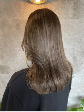 アノイ ポム(annoii_pom) ベージュ