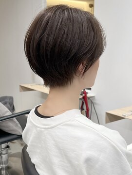 グラフ 蔵前(GRAFF) 大人可愛い20代30代40代_ショート/くびれショート