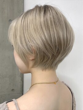 アンドヘアサロン(AND hair salon) ホワイトベージュ/ホワイトブロンド/くすみベージュ