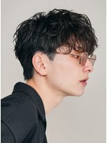 レタッチ バイ フィフス 天神大名(RETOUCH by fifth)&nbsp;福岡天神ゆるめシャドウパーマメンズマッシュウルフカット緩め