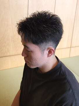 ニアウ 伊勢崎連取店(Niau) 刈り上げスパイキーショート