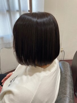 ローレン(LOREM) ストレートパーマ、暗めアッシュ、内巻き、ボブ8.21