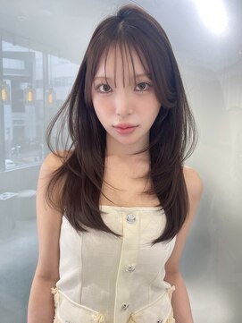 リリー(Lilley) ハッシュカット×小顔レイヤー×韓国風巻き×髪質改善