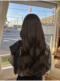 オリーブグレージュ