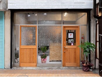 R.oselic.A hairAtelier