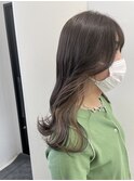 韓国風インナーカラー×ベージュ/イヤリングカラー
