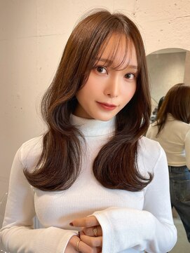 ルームバイシー 新宿(Loom. by Sea) くびれヘア/韓国風前髪/シルキーベージュ/グレージュカラー