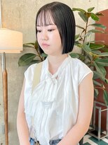 ノエ(noe) ミニボブ×オリーブグレージュ