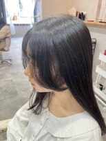 アロウ(ARAW) 顔まわりを丁寧にカット