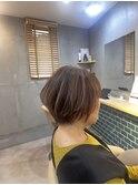 ショートボブ