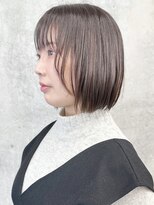 モリオ(morio)&nbsp;=顔周りレイヤーボブディ耳かけボブ切りっぱなしボブOL30代40代