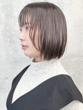 モリオ(morio) =顔周りレイヤーボブディ耳かけボブ切りっぱなしボブOL30代40代