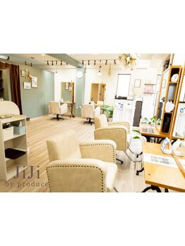 技術を持った少数精鋭のスタッフが担当★ショートからロング、グレイカラーやうる艶ストレートまでお任せ◎