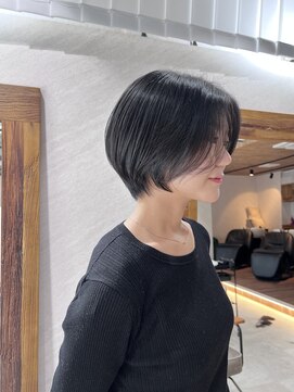 アドア 横浜(ADORE) 【ADORE横浜】黒髪ショート×ハンサムショート