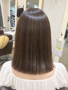アストラール 大曽根店(astrale) 縮毛矯正/ダメージレス/ミディアム【大曽根/髪質改善】