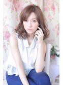 抜け感が大人可愛いひし形フォルム