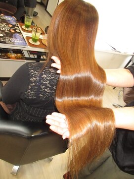 コア フィール ア デイ(COIFFURE A DAY) 【見附今町】M3D潤いあるスーパーロング