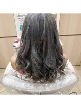 アッシュ 横浜瀬谷店(Ash) ブルーシルバー