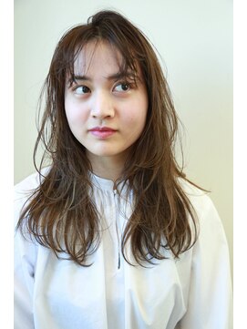 クゥ(coeur) ふんわりセミロング