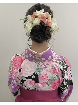 ノア ヘアケア(NOAH hair care) きれいめアップスタイル