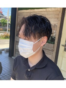 ビューティーサロン ガーデン(beauty salon garden) 波巻きパーマ×センターパート