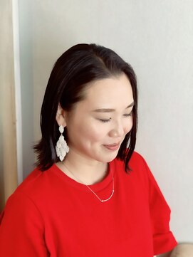 カトレヤ 外ハネを楽しむワンレンボブ