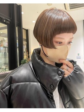 ヴィヴィッド(VIV ID) マッシュボブ ミルクティーベージュ