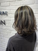 ヘア スパ ビューティー エールフォルム(HAIR SPA BEAUTY YELLFORME) ゴールドメッシュデザイン