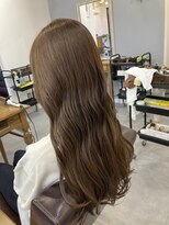 レイリー(LAiLy)&nbsp;2024冬　ルーズな巻き髪可愛いハイトーンロング