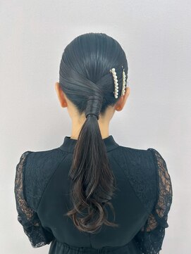 プルクラ ロッポンギ(Pulchra ROPPONGI) ツヤ髪ポニーテール