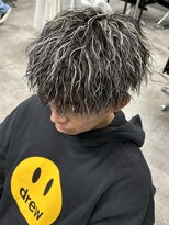 イーラ(era)&nbsp;ツイストスパイラル/パーマ/メンズ/刈り上げ/眉毛/ツイスト