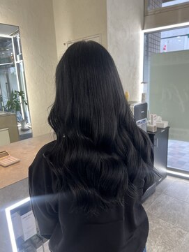 リフトバイマグ 松本駅前店(lift by mag) 大人可愛いダークカラーブルーブラック透明感韓国風ロングヘア