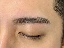【ナチュラルブロウリフト】自然に眉を立ち上げ、毛流れを変える。メイクもしやすくなります。