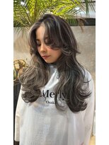 メリー オオサカ(Merly Osaka)&nbsp;動きのあるボリュームレイヤー