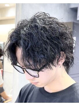 ベル 桑名(BHEL) 桑名メンズパーマ波巻きパーマプードルパーママッシュウルフ強め