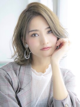 ロンド レグリーズ 立川(Lond leglise) 【Lond leglise】ライトベージュのひし形ボブ