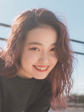 エスト ヘアー ルーナ 本八幡店(est hair Luna) 透明感ピンクベージュ