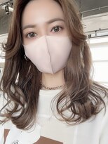 ザシー オモテサンドウ(The C)&nbsp;20代30代40代ナチュラル大人可愛いレイヤースタイル