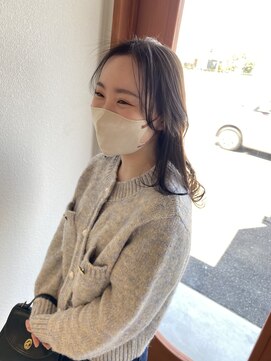 コノユイット(cono huit) グレージュカラー