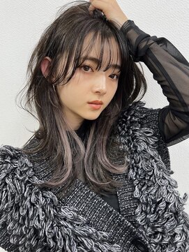 サイン 渋谷(SIGN) インナーカラーレイヤーカットイヤリングカラーミディアムヘア