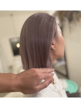 キュア(cure) 王道！シンプルミニボブ