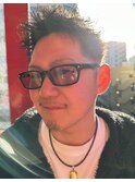 ツーブロック刈り上げツイストパーマアップバングメンズヘア