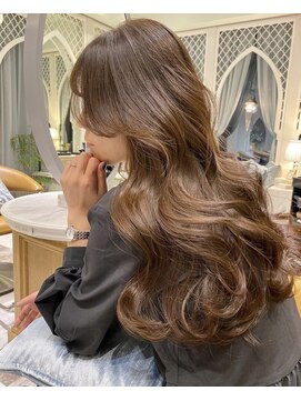 プアメリア 名古屋(Puamelia) 明るめカラー♪Wカラー　透明感カラー　トリートメント