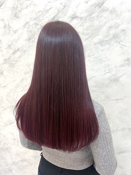 メロウ 上品なワインレッドカラー