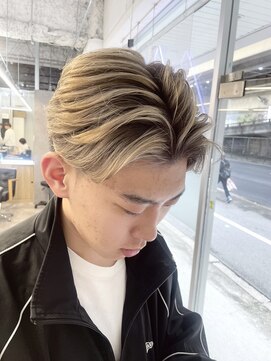 メンズサロン キング 梅田店(Men’s salon K!ng) 波巻きツイストスパイラルパーマ/フェザーパーマ/眉毛/メンズ