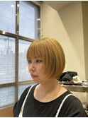 オレンジベージュ