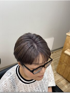 ランタンバイソロン(Rantan by Solon) シルバー/アディクシー/ブリーチ/ダブルカラー/白髪ぼかし