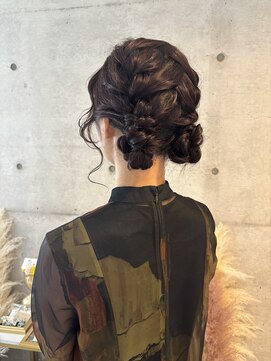 ふわふわ編み込みツイン