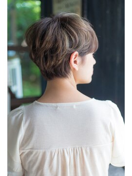 ラバーズ コート 高槻店(Lovers Coat) ふんわりナチュラルショートボブ